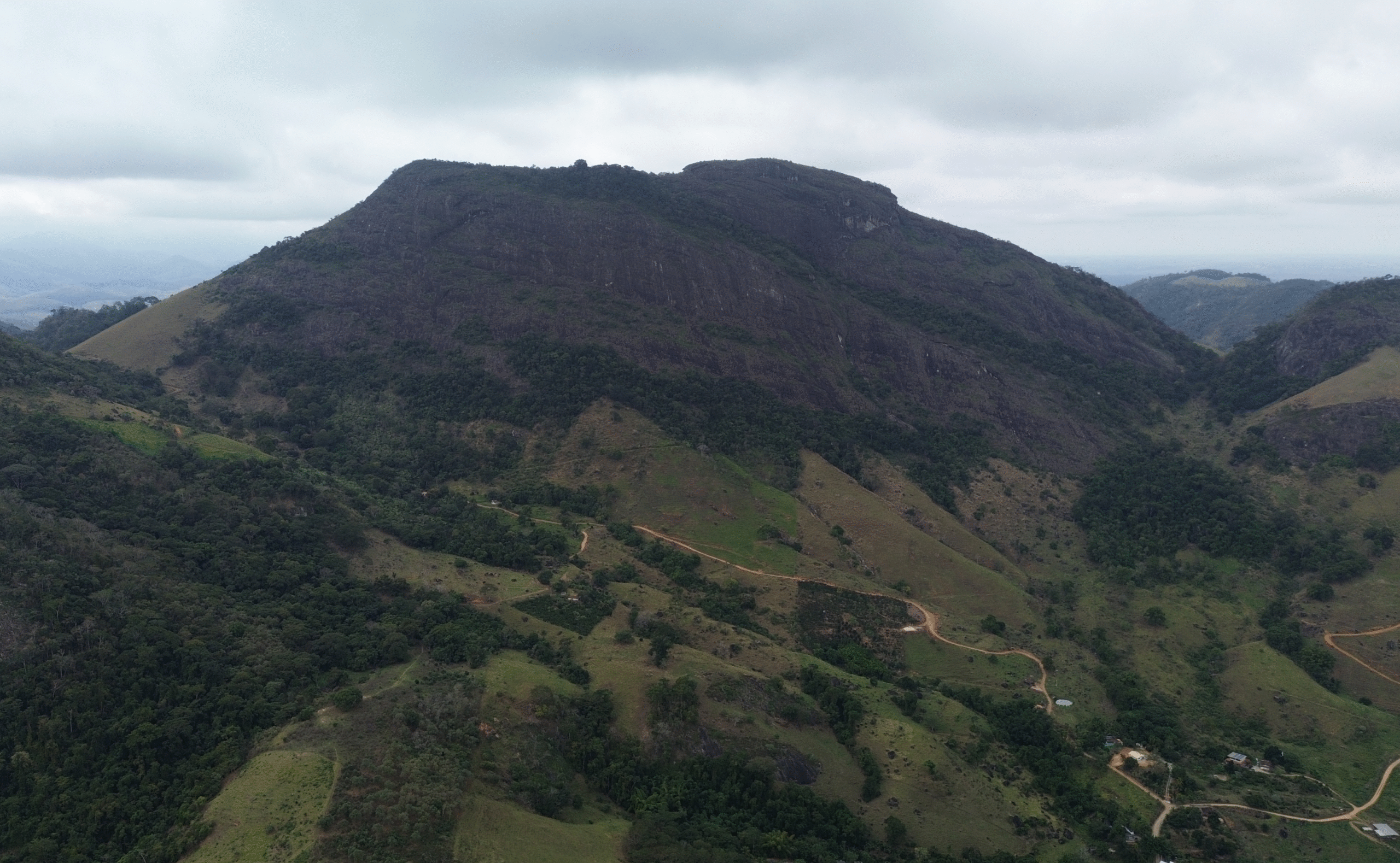 Pedra do Caramba: desafio de vista inesquecível