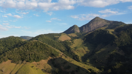 Pedra da Linda Aurora: o ponto mais alto de Atílio Vivacqua